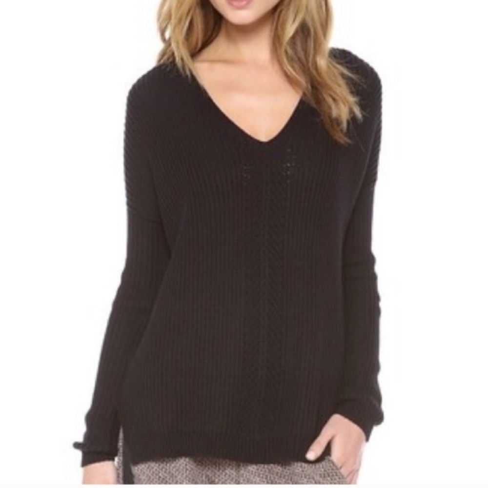 VINCE Directional Navy V-Neck Relaxed Sweater